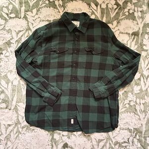 American Eagle Outfitters Green and Black Casual Button Down Shirt